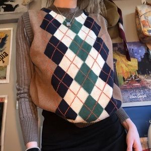 Patterned vest